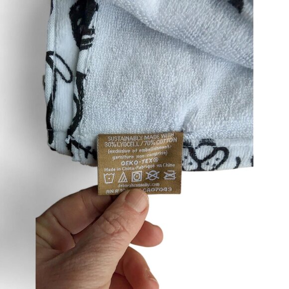 Deborah Connolly Hand Towel Set Puppy Faces Black & White Dog Show Parade NWT - Picture 4 of 5